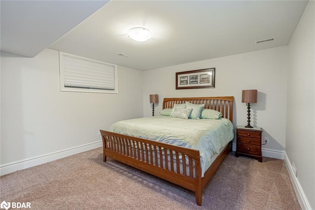 2 Sumach Court, Wasaga Beach, ON - Indoor Photo Showing Bedroom