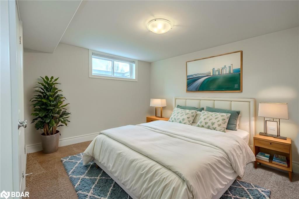 2 Sumach Court, Wasaga Beach, ON - Indoor Photo Showing Bedroom