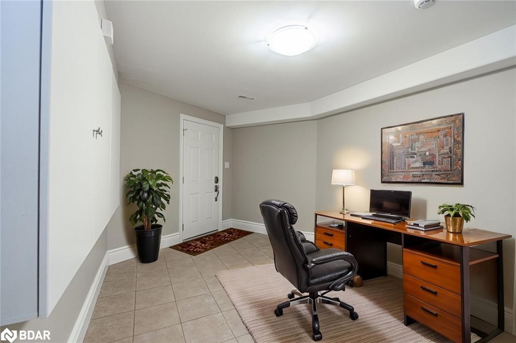 2 Sumach Court, Wasaga Beach, ON - Indoor Photo Showing Office