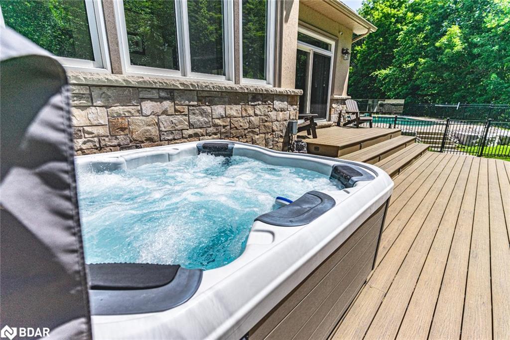 2 Sumach Court, Wasaga Beach, ON - Outdoor With Deck Patio Veranda