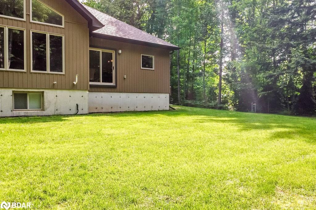 22 Marni Lane, Phelpston, ON - Outdoor