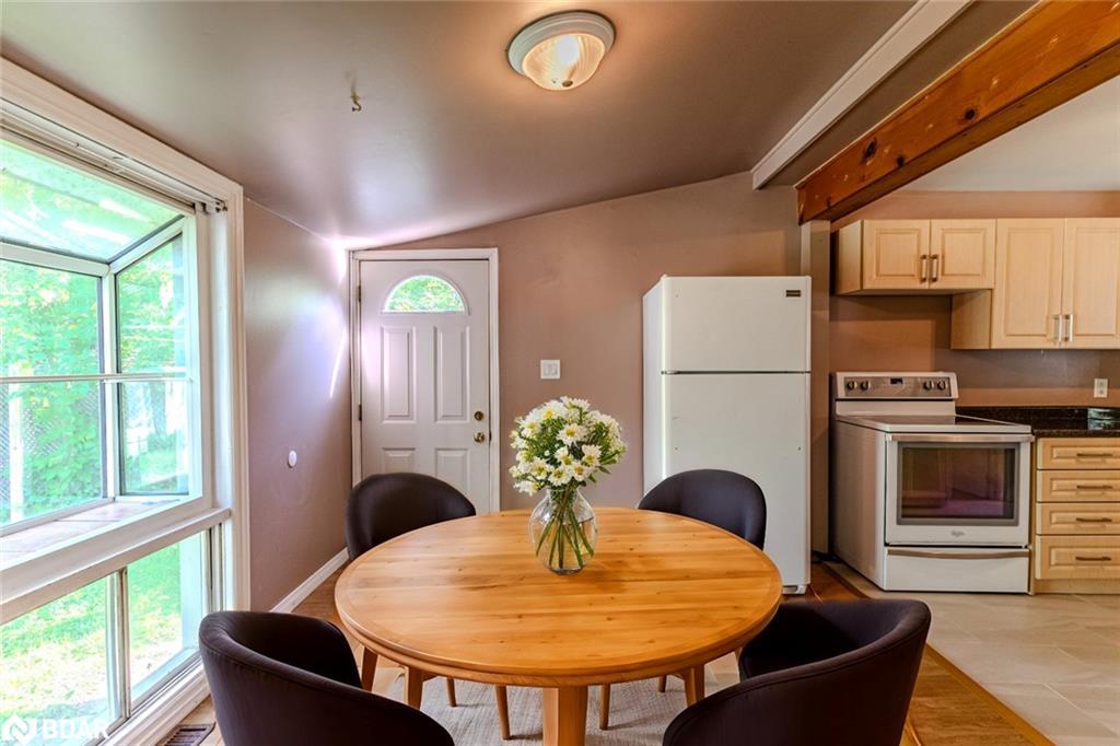 2125 Willard Avenue, Innisfil, ON - Indoor