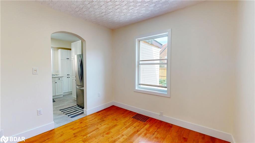 33 Havelock Street, Guelph, ON - Indoor Photo Showing Other Room