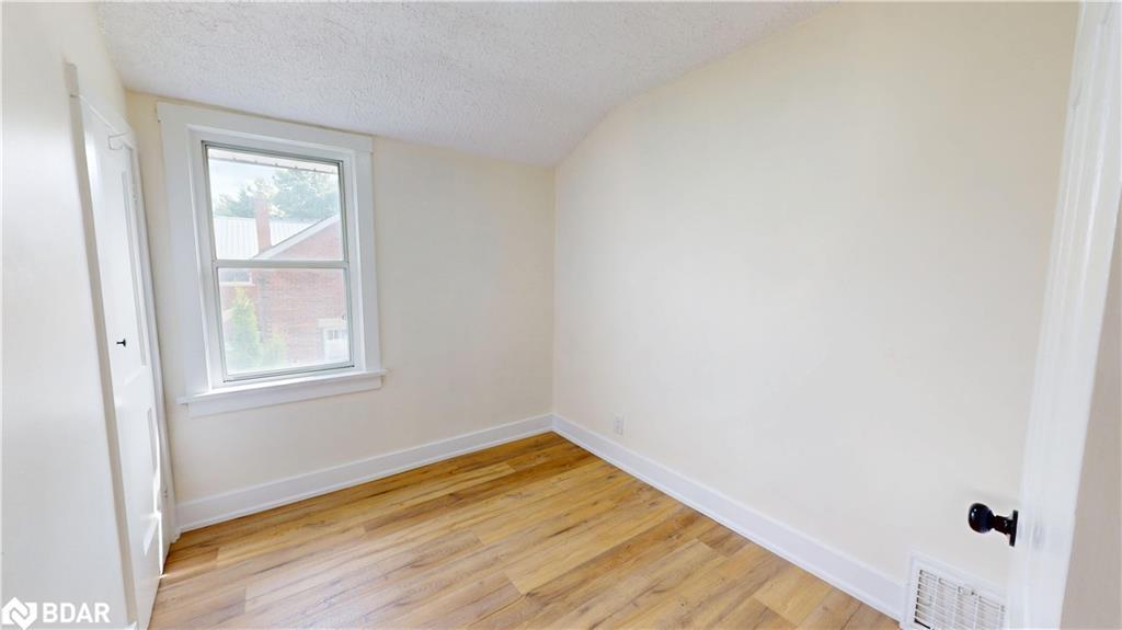 33 Havelock Street, Guelph, ON - Indoor Photo Showing Other Room