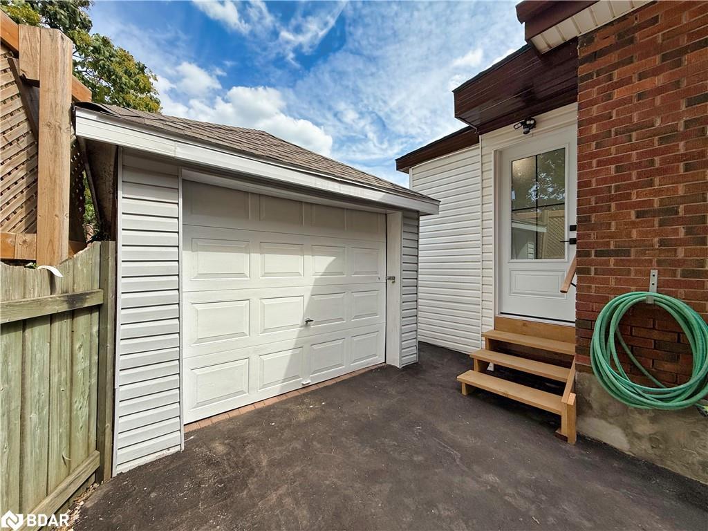 33 Havelock Street, Guelph, ON - Outdoor With Exterior