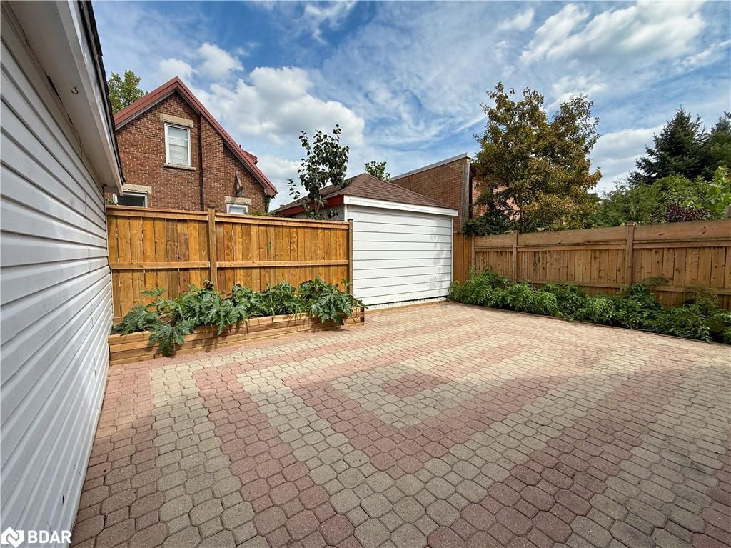 33 Havelock Street, Guelph, ON - Outdoor With Exterior