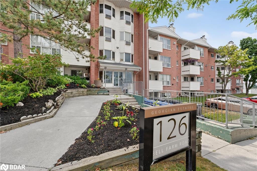 B08-126 Bell Farm Road, Barrie, ON - Outdoor With Facade