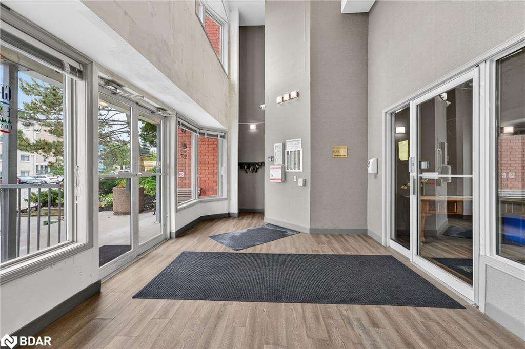 B08-126 Bell Farm Road, Barrie, ON - Indoor Photo Showing Other Room