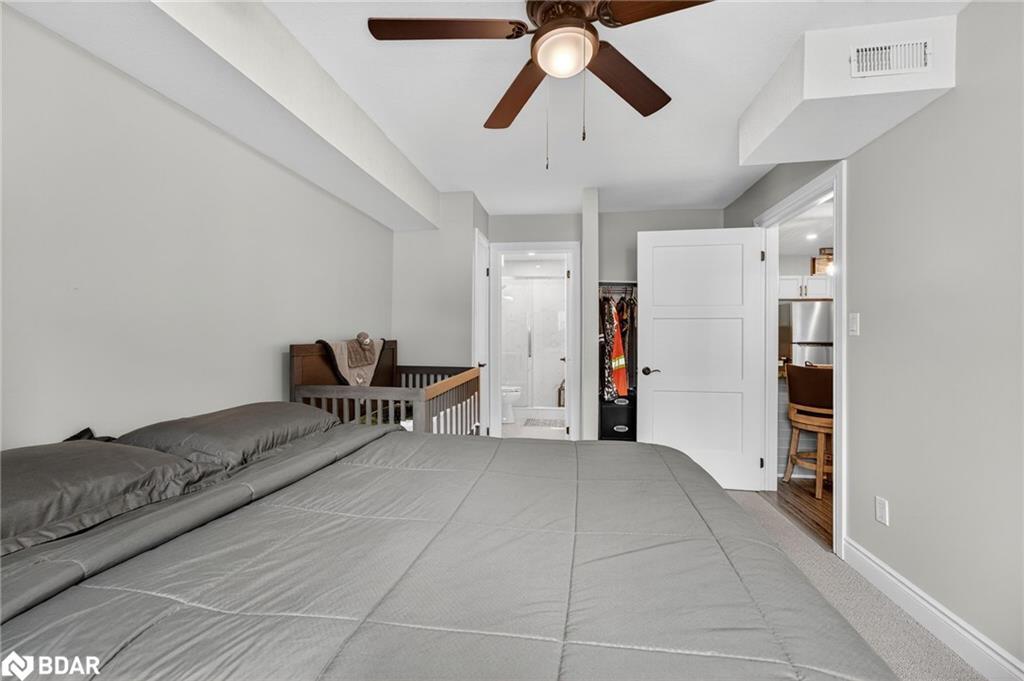 B08-126 Bell Farm Road, Barrie, ON - Indoor Photo Showing Bedroom