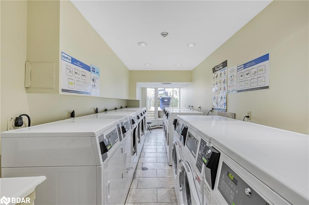 B08-126 Bell Farm Road, Barrie, ON - Indoor Photo Showing Laundry Room