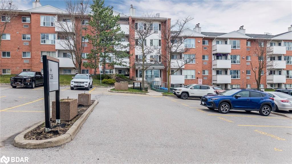 B08-126 Bell Farm Road, Barrie, ON - Outdoor