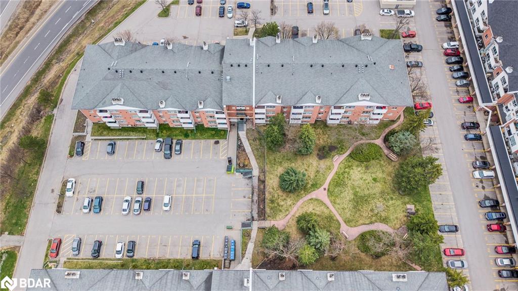 B08-126 Bell Farm Road, Barrie, ON -