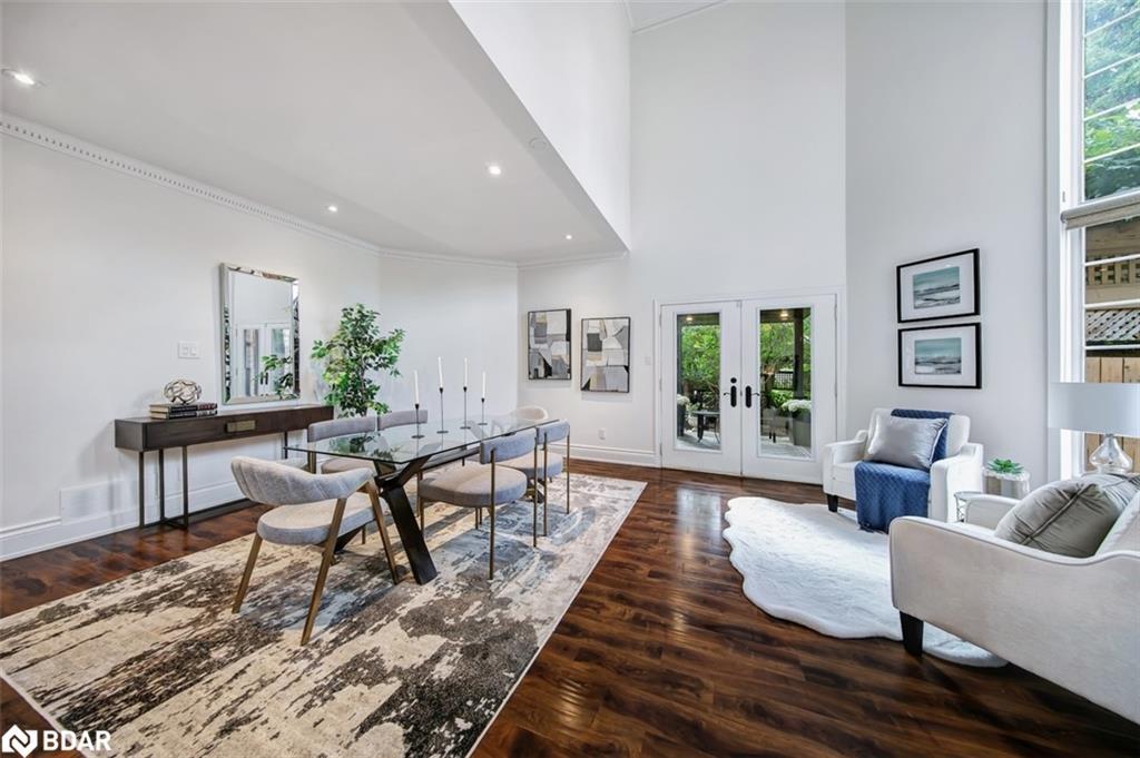 6 Colton Crescent S, Vaughan, ON - Indoor Photo Showing Other Room