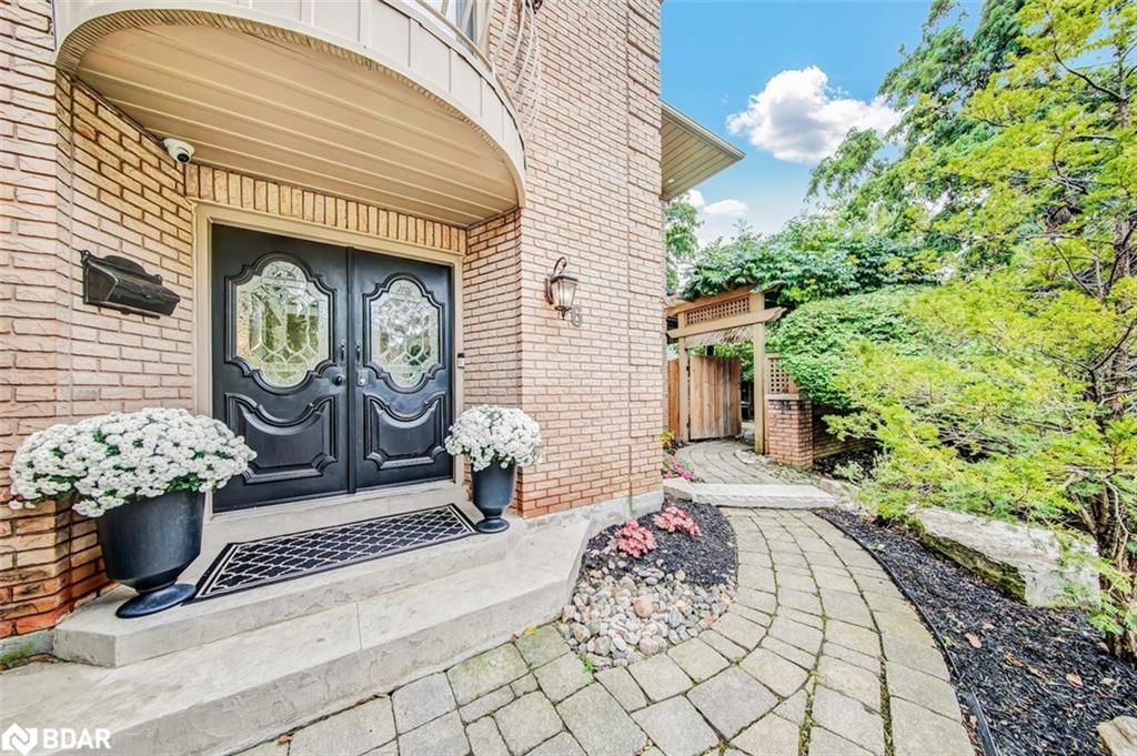 6 Colton Crescent S, Vaughan, ON - Outdoor