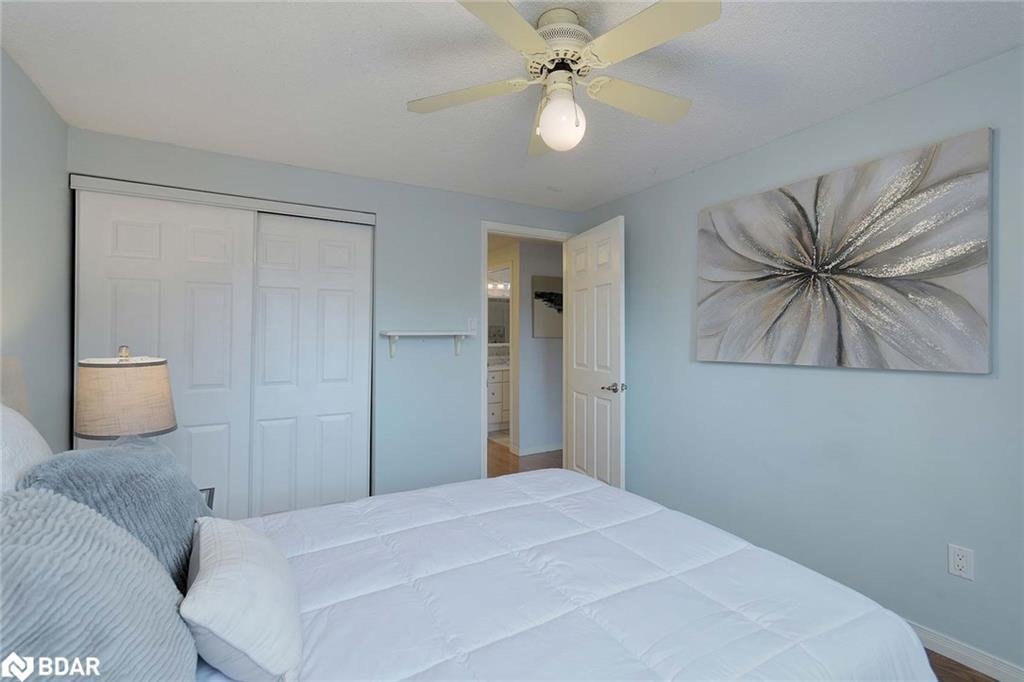 34-800 Upper Paradise Road, Hamilton, ON - Indoor Photo Showing Bedroom