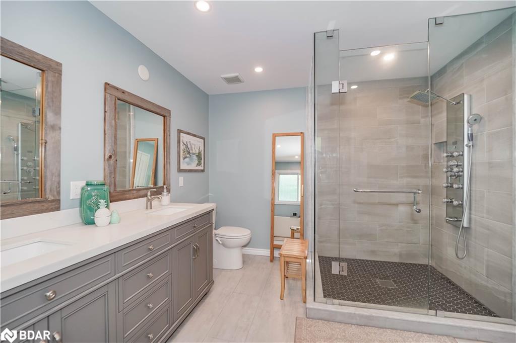 50 Gartshore Drive, Whitby, ON - Indoor Photo Showing Bathroom