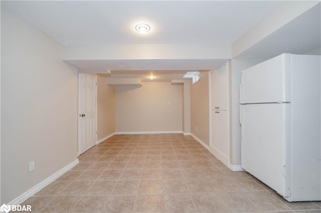 50 Gartshore Drive, Whitby, ON - Indoor Photo Showing Other Room