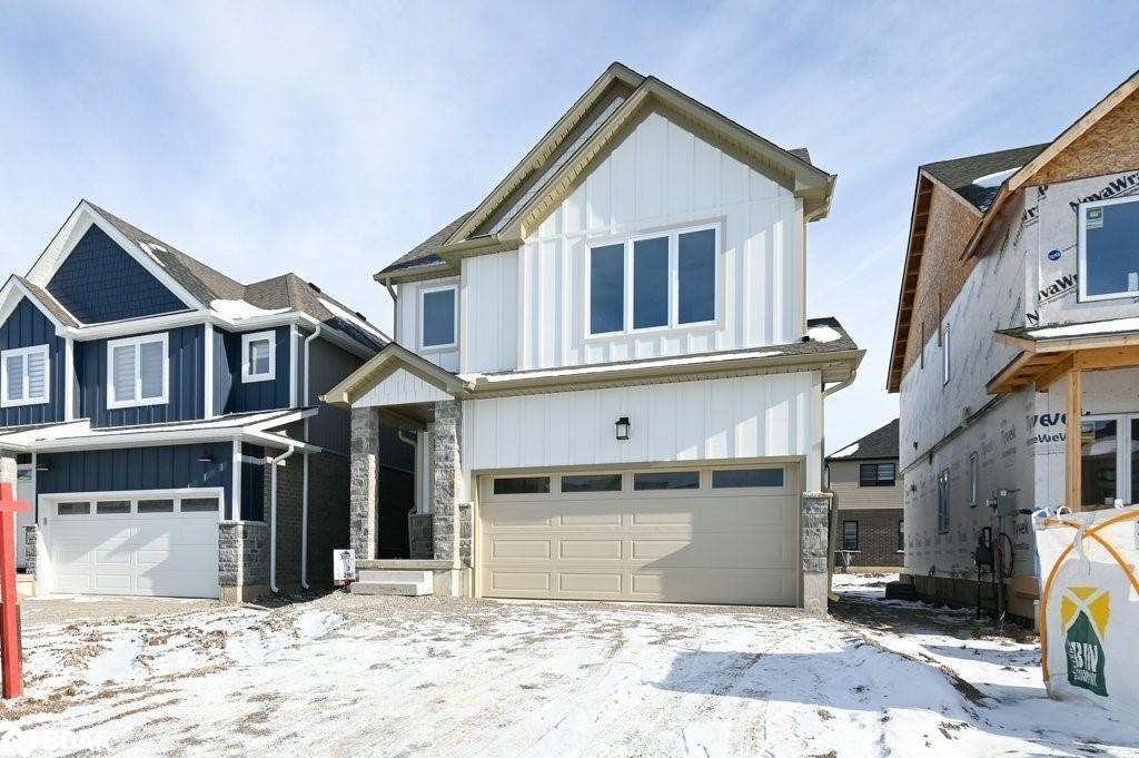 2961 Turner Crescent, London, ON - Outdoor With Facade