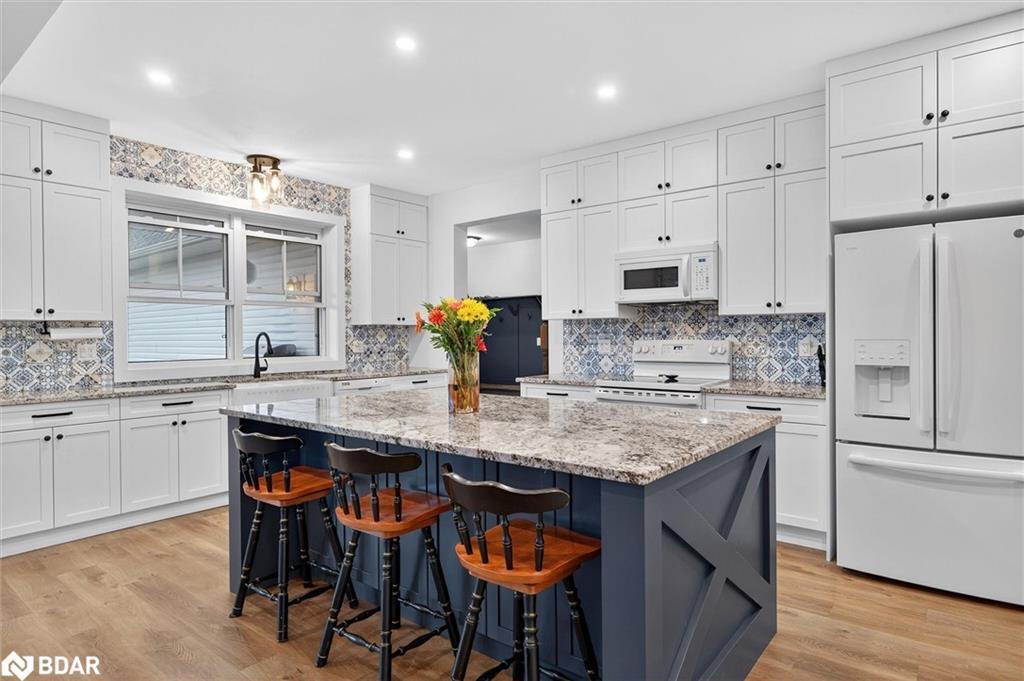 613 County 8 Road, Douro-Dummer, ON - Indoor Photo Showing Kitchen With Upgraded Kitchen