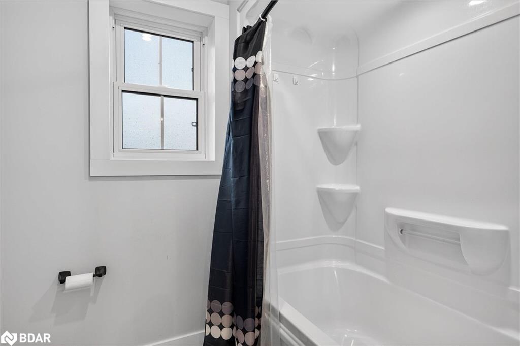 613 County 8 Road, Douro-Dummer, ON - Indoor Photo Showing Bathroom