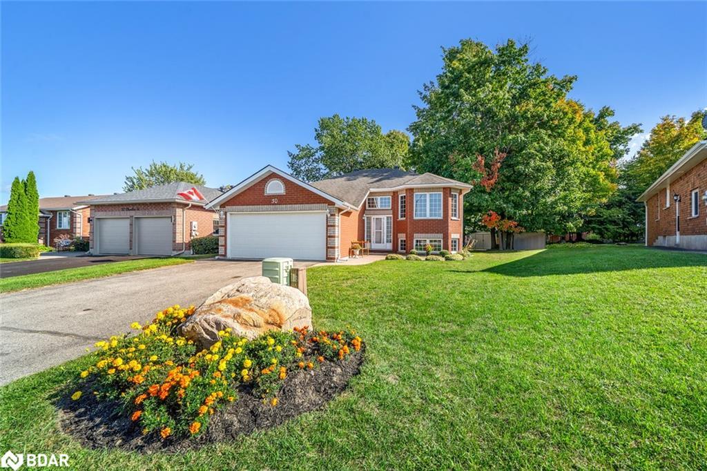 30 Charles Street, Penetanguishene, ON - Outdoor