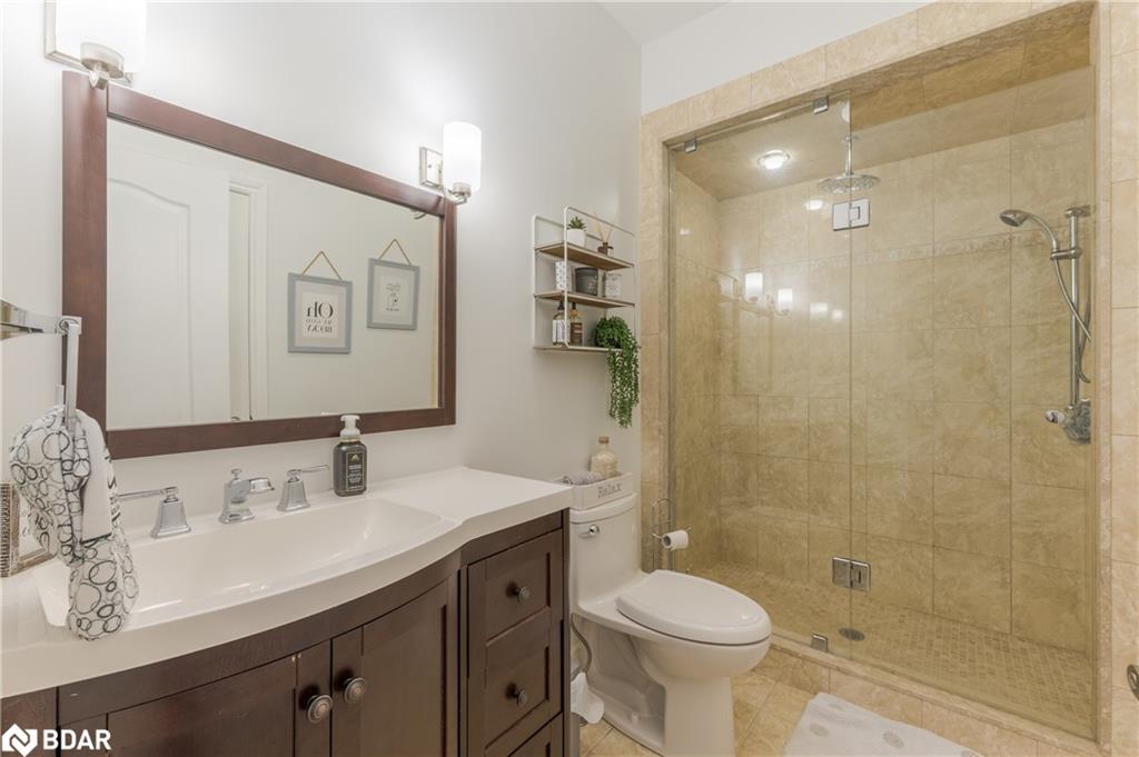 145 Homewood Avenue, Trent Hills, ON - Indoor Photo Showing Bathroom