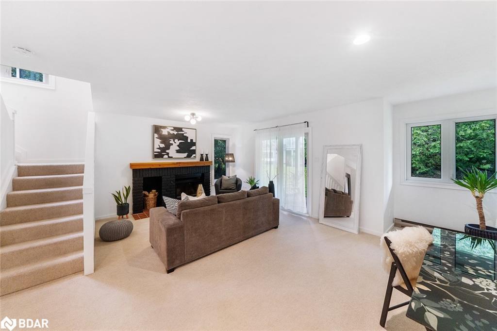 548 Oxbow Crescent, Collingwood, ON - Indoor