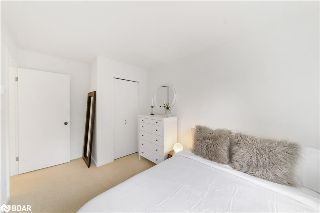 548 Oxbow Crescent, Collingwood, ON - Indoor Photo Showing Bedroom