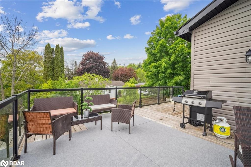 339520 Presqu'Ile Road, Georgian Bluffs, ON - Outdoor With Exterior