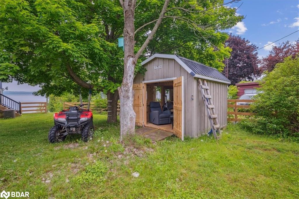 339520 Presqu'Ile Road, Georgian Bluffs, ON - Outdoor