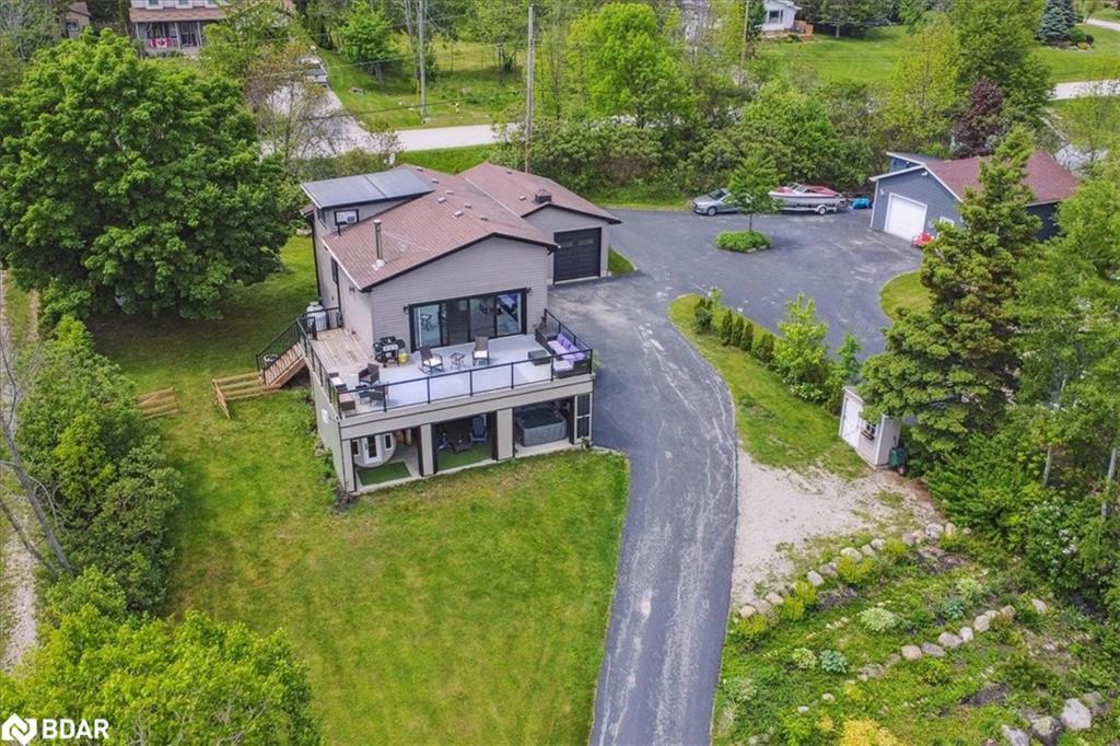 339520 Presqu'Ile Road, Georgian Bluffs, ON - Outdoor