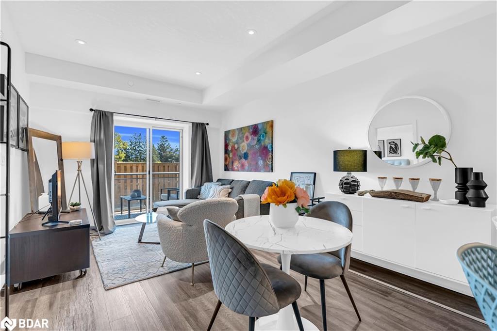 206-16 Markle Crescent, Hamilton, ON - Indoor