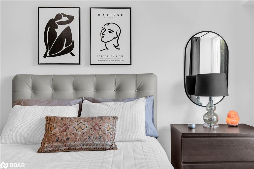 206-16 Markle Crescent, Hamilton, ON - Indoor Photo Showing Bedroom