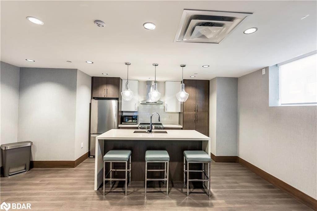 206-16 Markle Crescent, Hamilton, ON - Indoor