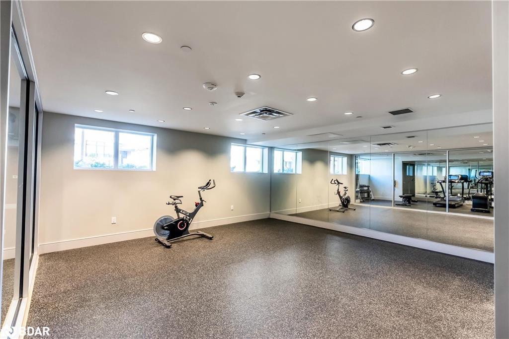 206-16 Markle Crescent, Hamilton, ON - Indoor