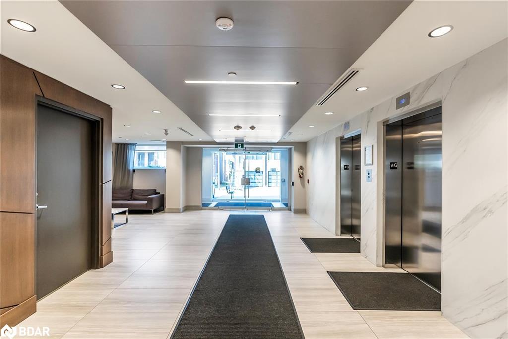 206-16 Markle Crescent, Hamilton, ON - Indoor Photo Showing Other Room