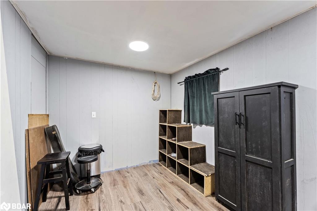 2 East Street, Angus, ON - Indoor