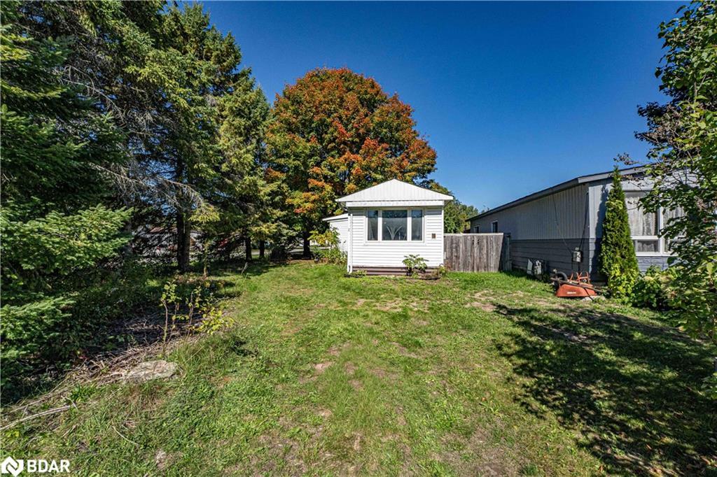 2 East Street, Angus, ON - Outdoor