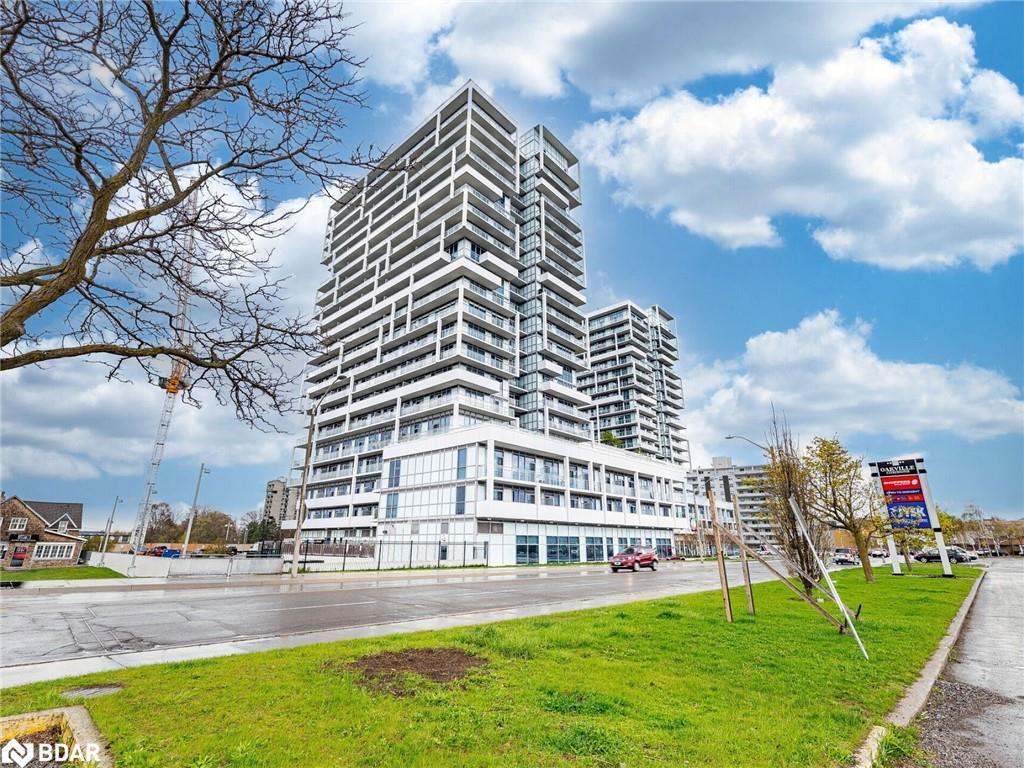 1210-55 Speers Road, Oakville, ON - Outdoor