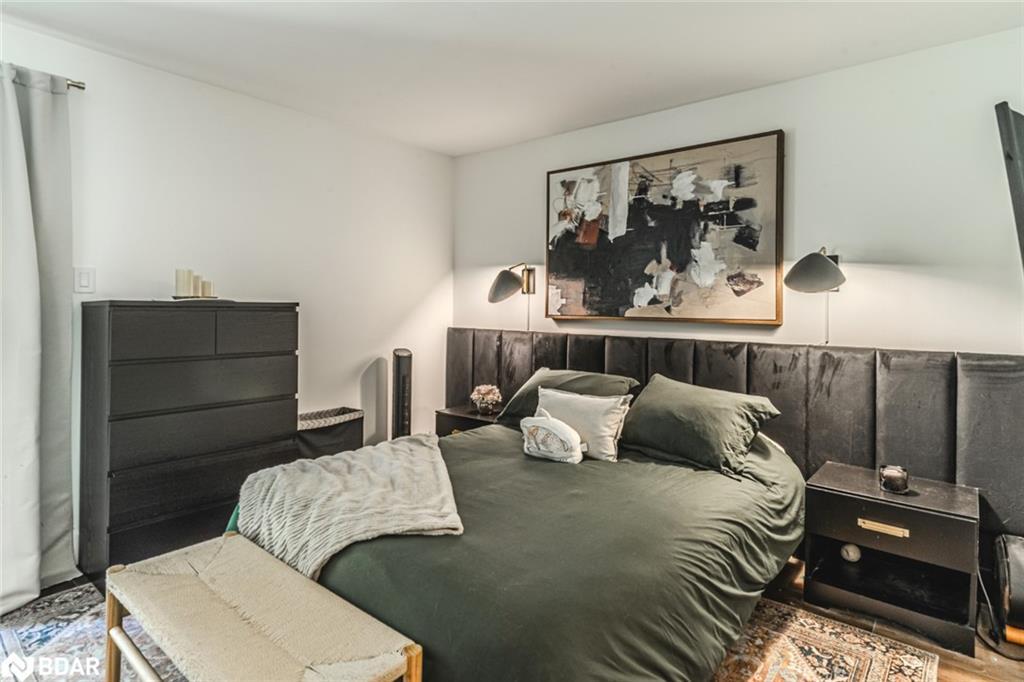 547 Oxbow Crescent, Collingwood, ON - Indoor Photo Showing Bedroom
