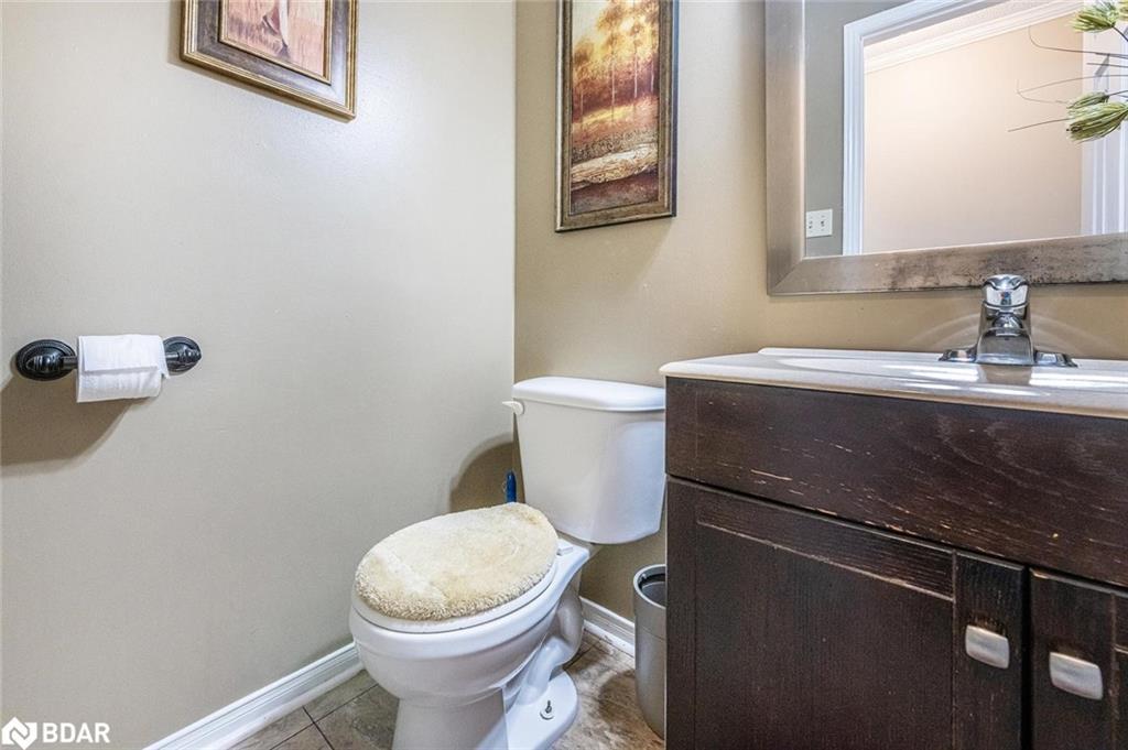 155 Patterson Road, Barrie, ON - Indoor Photo Showing Bathroom