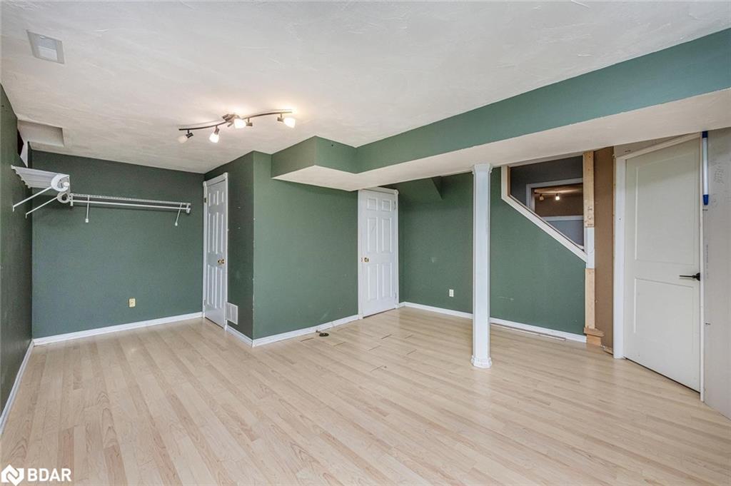 155 Patterson Road, Barrie, ON - Indoor