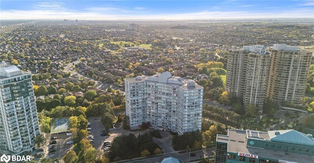 50 Kingsbridge Garden Circle, Mississauga, ON - Outdoor With View