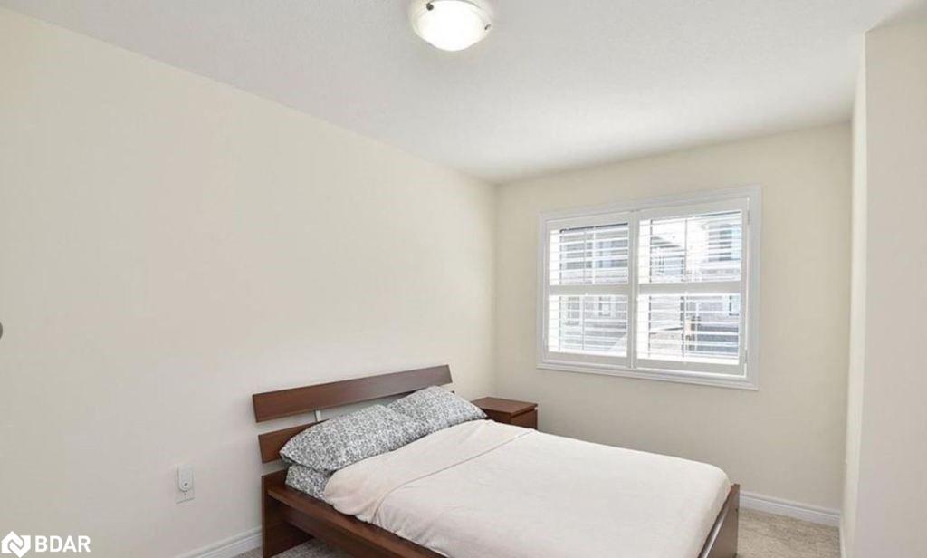 29 Hibiscus Lane, Hamilton, ON - Indoor Photo Showing Bedroom