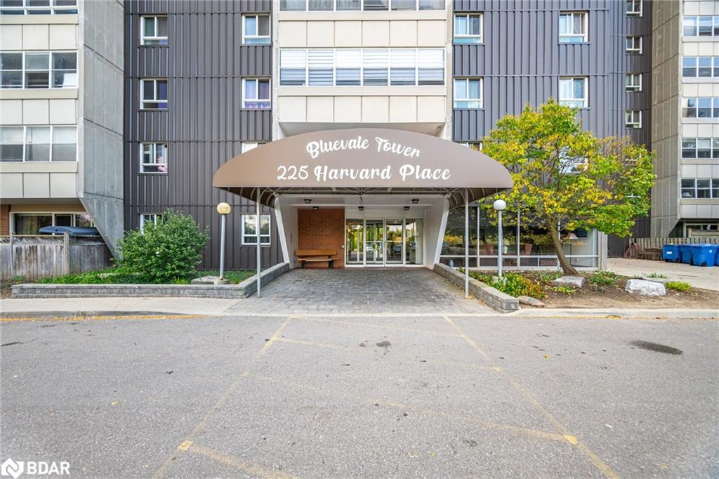 804-225 Harvard Place, Waterloo, ON - Outdoor