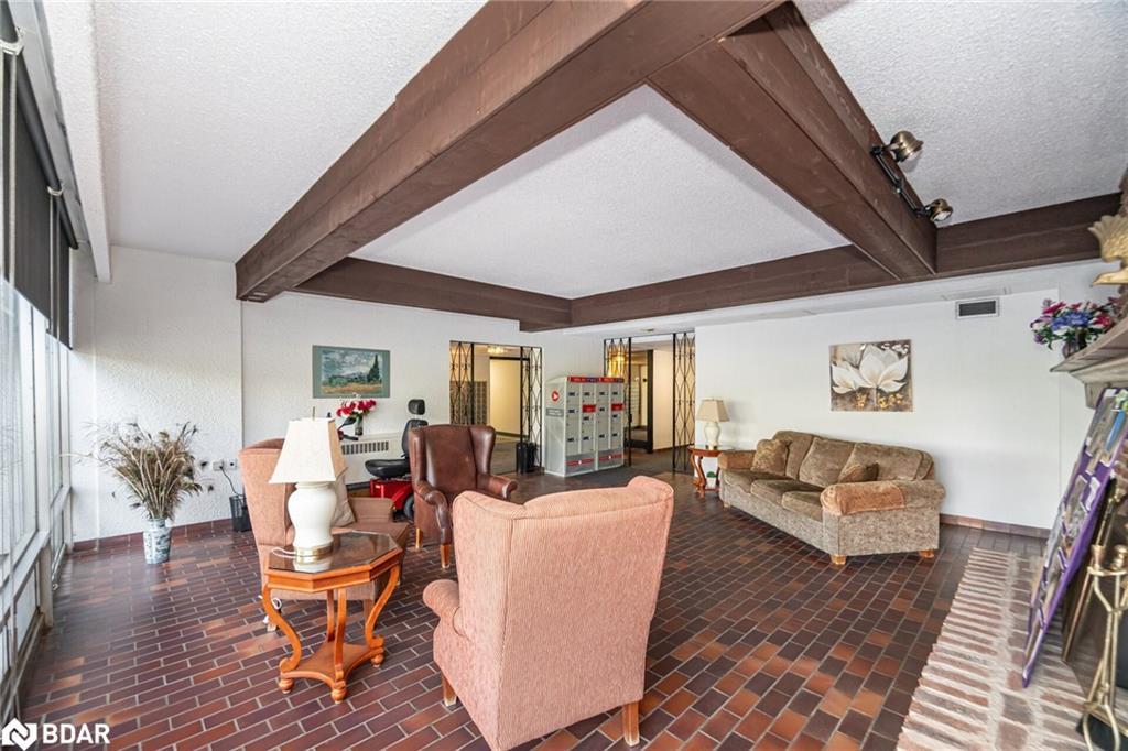 804-225 Harvard Place, Waterloo, ON -