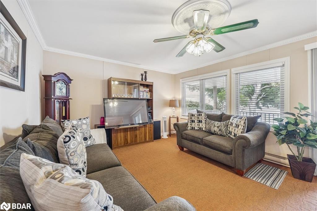 2762 Lone Birch Trail, Brechin, ON - Indoor Photo Showing Living Room