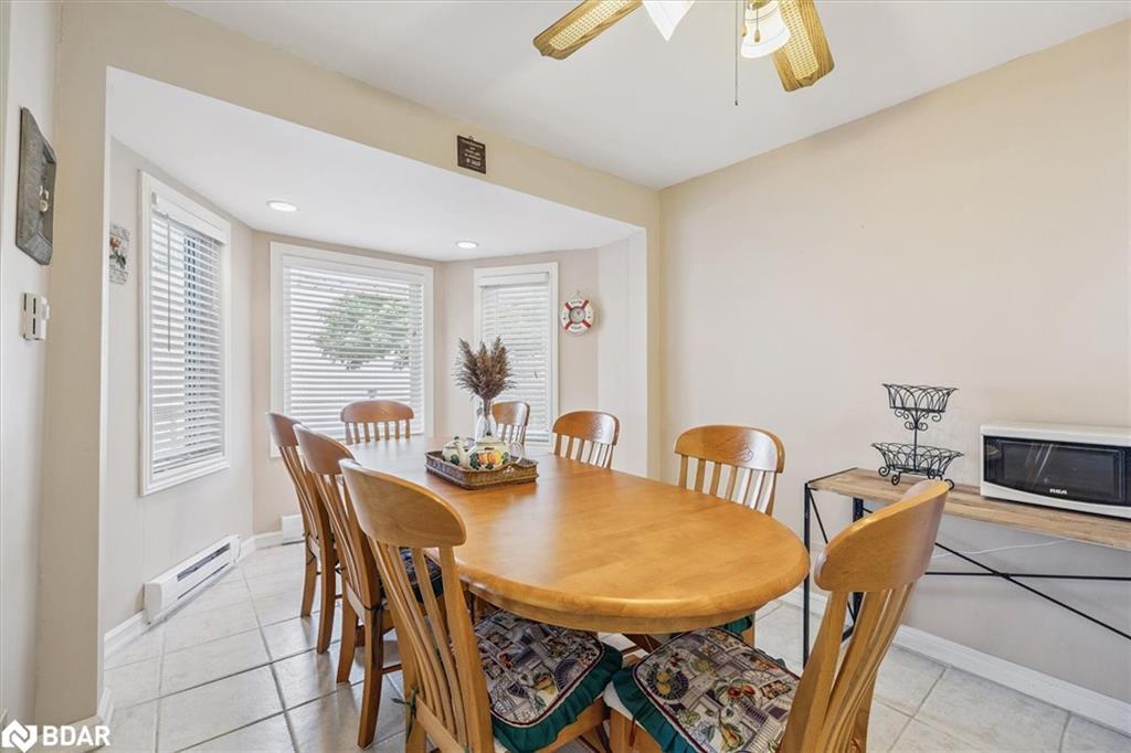 2762 Lone Birch Trail, Brechin, ON - Indoor Photo Showing Dining Room