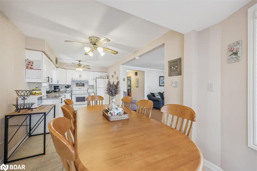 2762 Lone Birch Trail, Brechin, ON - Indoor Photo Showing Dining Room