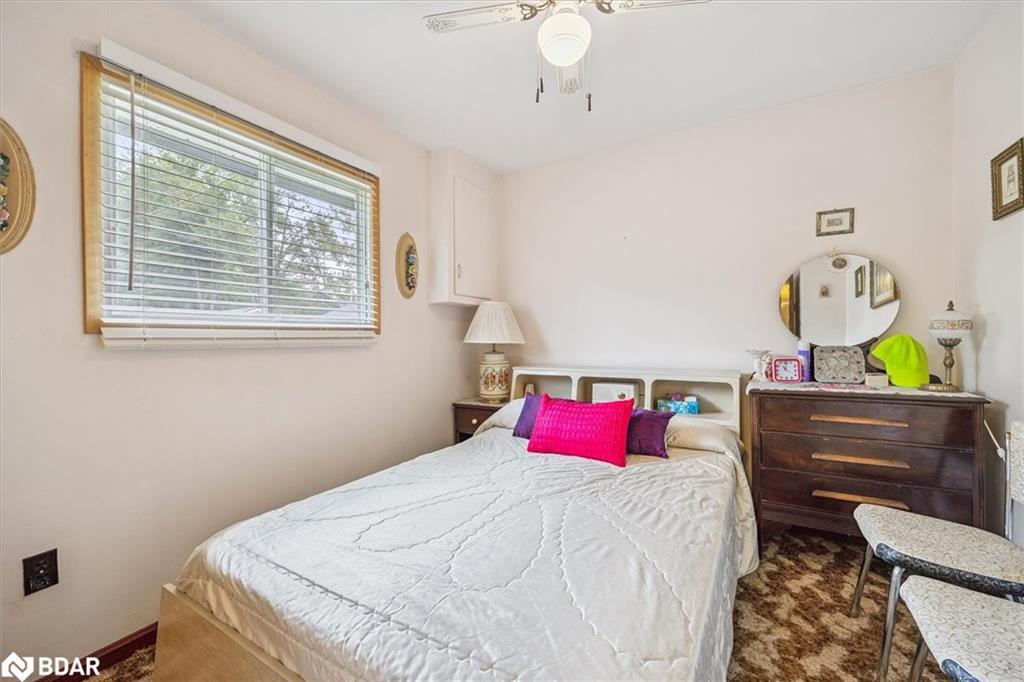 2762 Lone Birch Trail, Brechin, ON - Indoor Photo Showing Bedroom